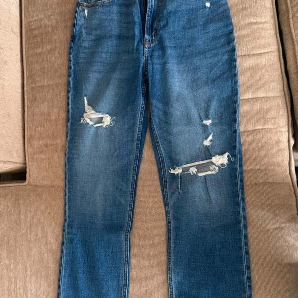 Abercrombie & Fitch Curve Love The Ankle Straight Ultra High Rise Jeans